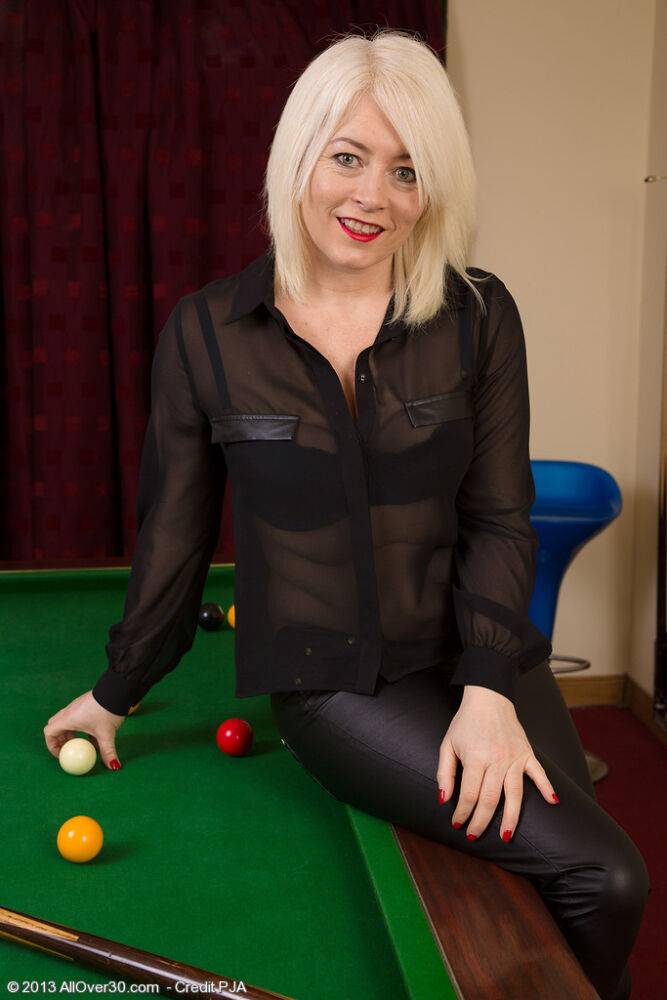 Cute blonde Amber Jewell undressing to spread ass for closeup on a pool table - #2