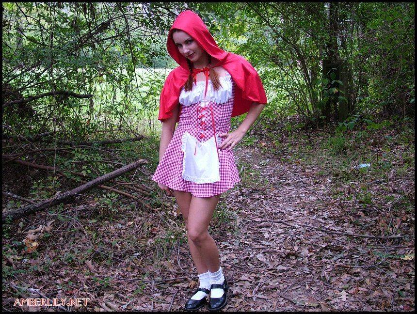 Amateur girl Amber Lily frees tits and twat from Little Red Riding Hood outfit - #10