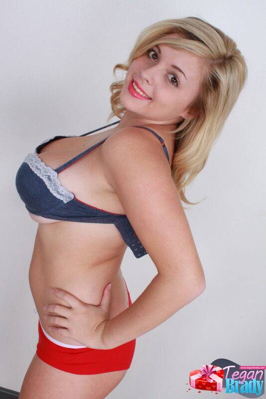 Cute teen Tegan Brady shows her plump curves in red boy undies - #8