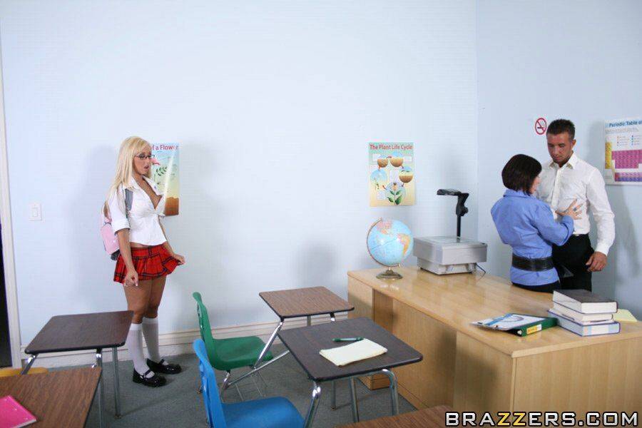 Schoolgirls Jessica Lynn and Davia Ardell having sex in class - #12