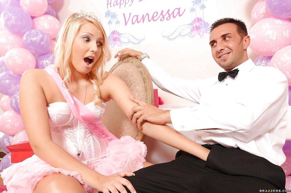 Lovely teen Vanessa Cage get a huge for her 18 birthday party - #15