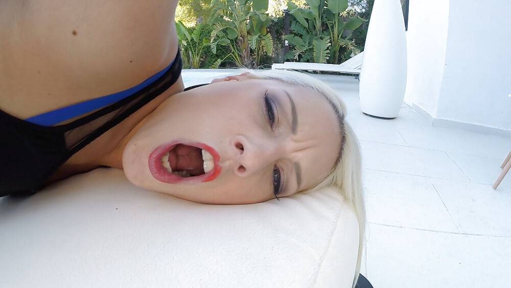 Blonde slut Blanche Bradburry taking hardcore butt fucking outdoors by pool - #7