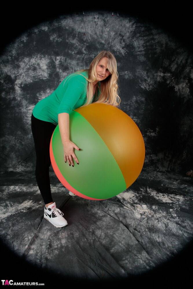 Blonde amateur Sweet Susi gets totally naked on top of a bouncy ball - #5