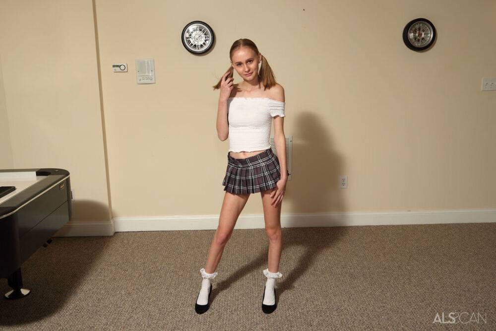 Cute teen Alicia Williams shows her pink pussy in frilly white socks - #6