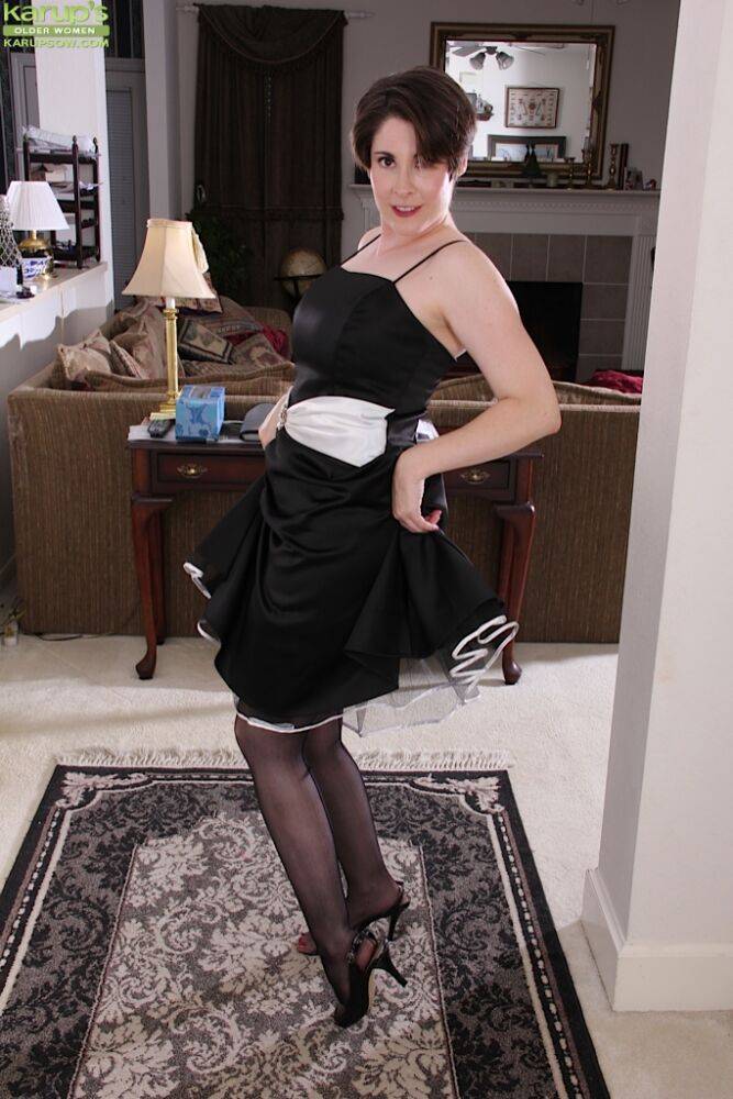 Naughty mature lady Sadie Jones undressing for clit exposure - #2