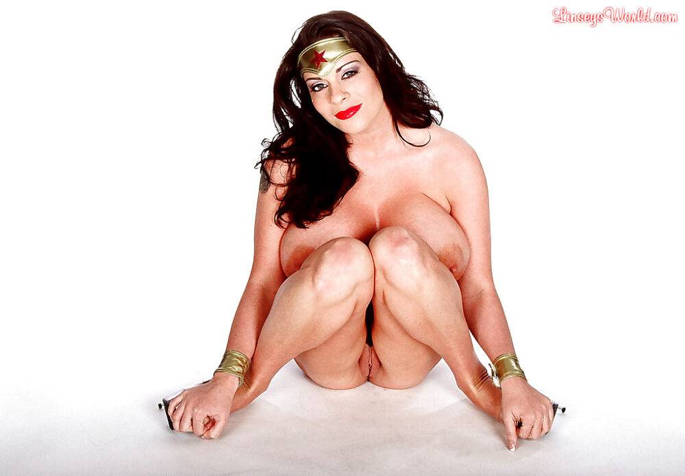 MILF Linsey Dawn McKenzie letting hooters loose from Wonder Woman outfit - #5