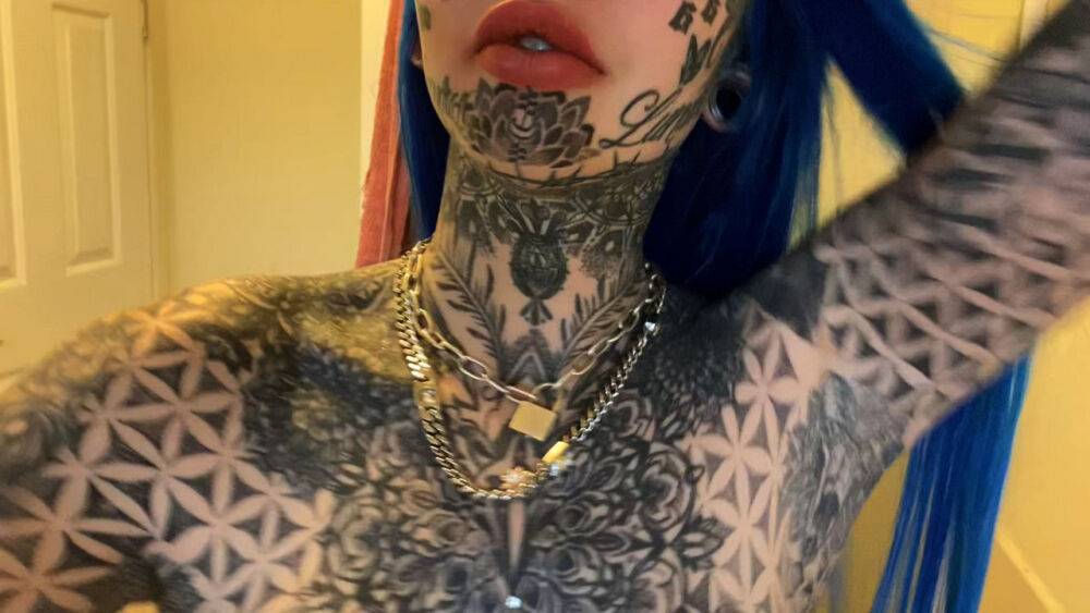 Alt girl shows her heavily inked body and tight pink pussy at once - #12