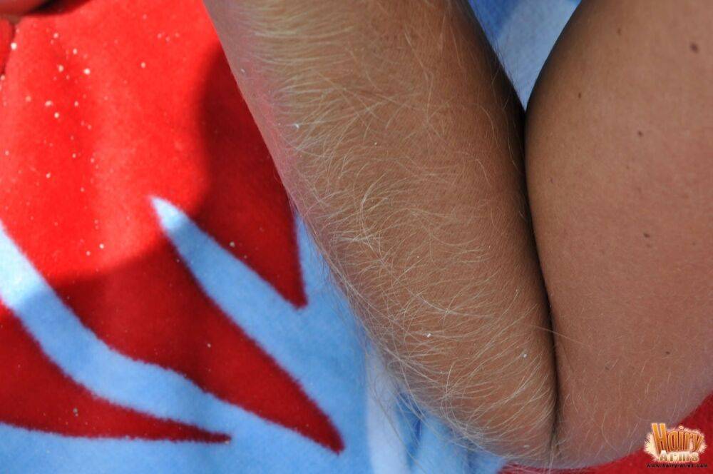 Amateur model Lori Anderson shows her hairy arms during a series of closeups - #13