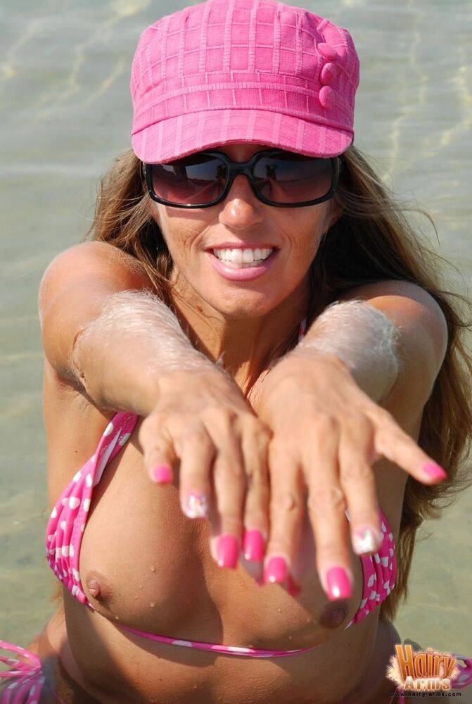 Amateur Lori Anderson frees her tits from a bikini while showing hairy arms - #8