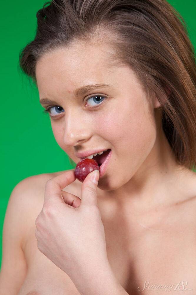 Barely legal hottie Pamela D sticks a grape inside her tight slit - #3