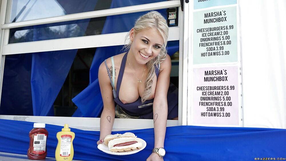 Buxom blonde teen Marsha May serves up hot dogs and hooters outdoors - #14