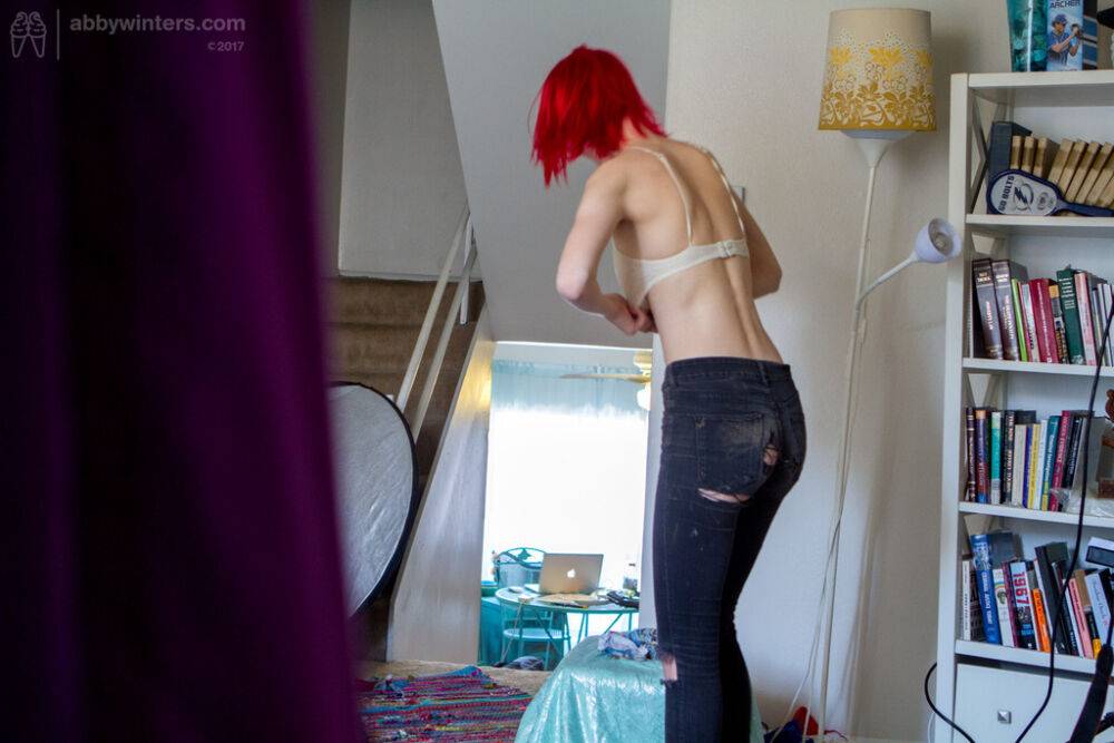 Nude amateur redhead Elizabeth M gets dressed while a hidden spy cam rolls - #2