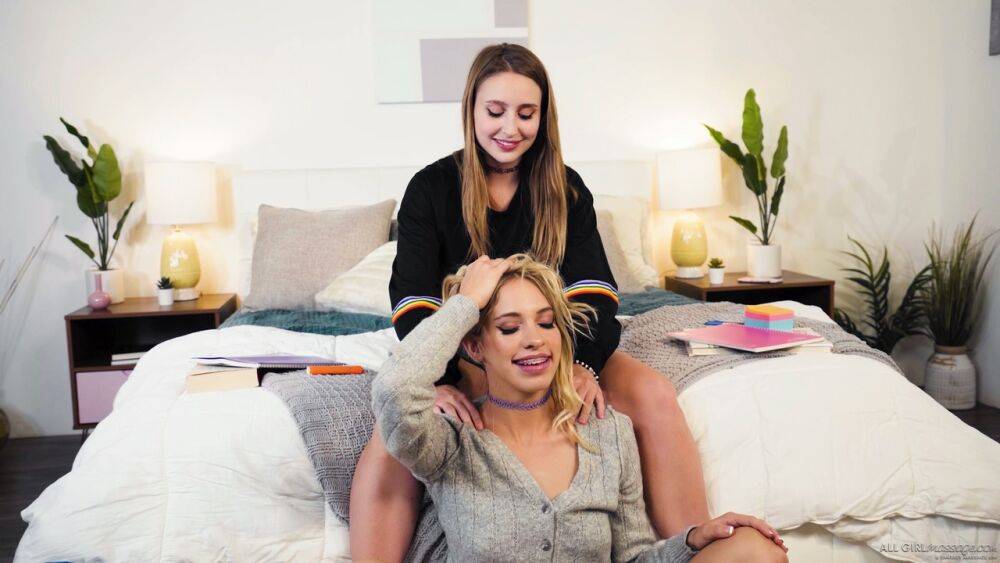 Teen girls Khloe Kapri & Laney Grey have lesbian sex instead of studying - #12