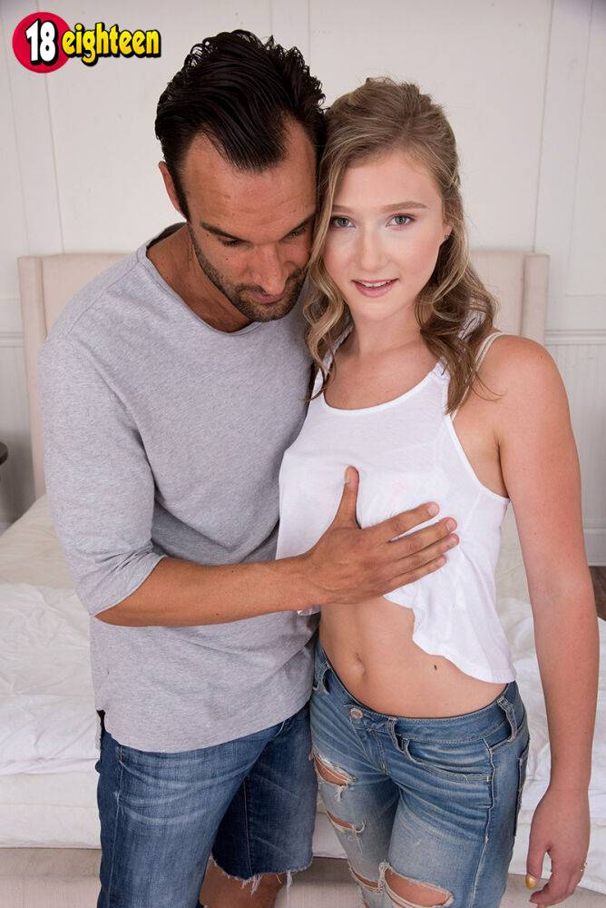 Teen amateur April Aniston is freed from ripped jeans before a fuck - #12