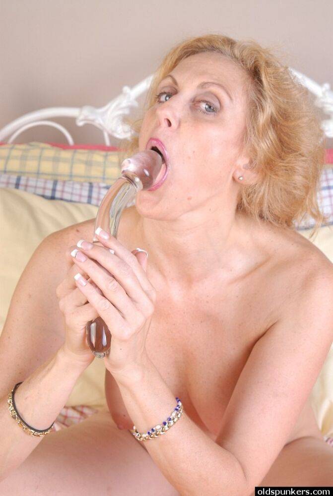 Older lady Dana licks a dildo and rams it up her granny pussy - #14