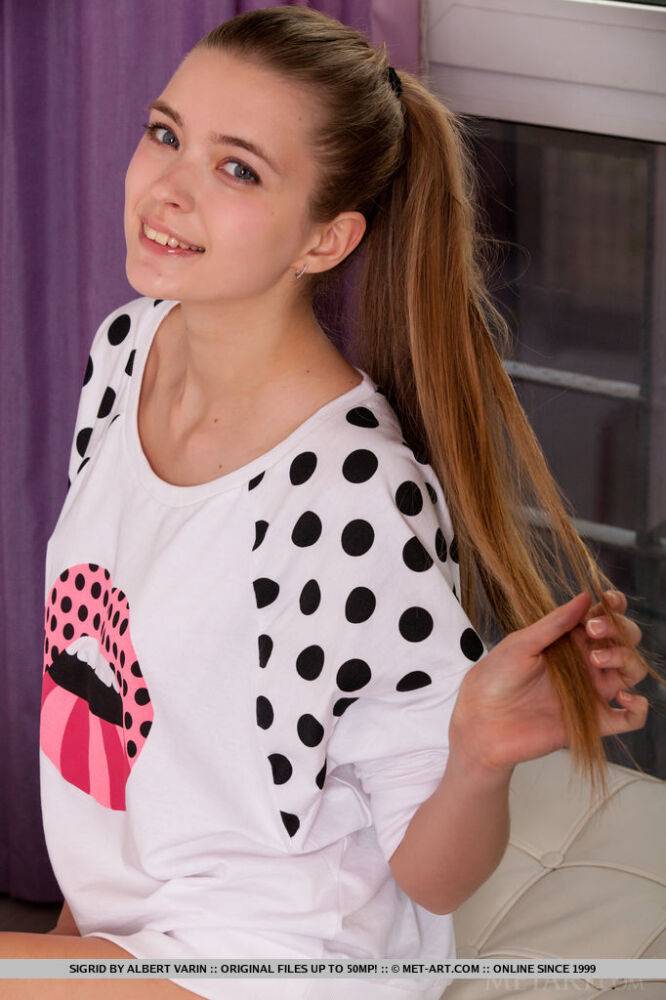 Sweet teen Sigrid shows her bald pussy with her hair in a long ponytail - #6