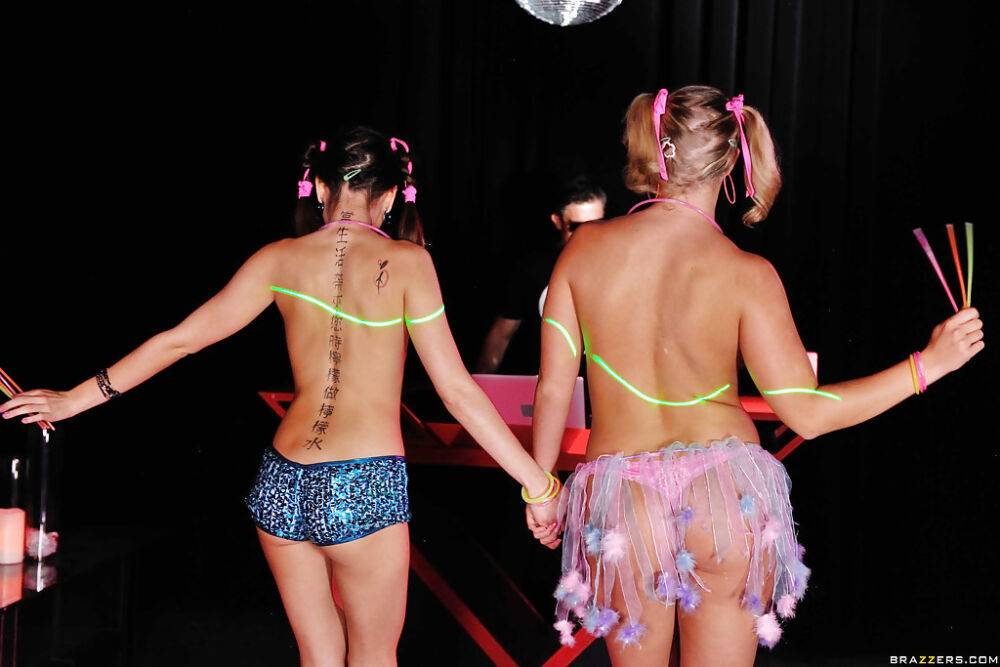 Lecherous party hotties have a fervent threesome with a well-hung dj - #3