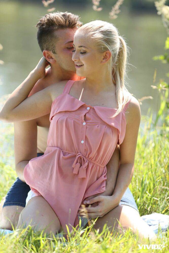 Cute blonde Cayla Lyons fucks her boyfriend next to a peaceful river - #12