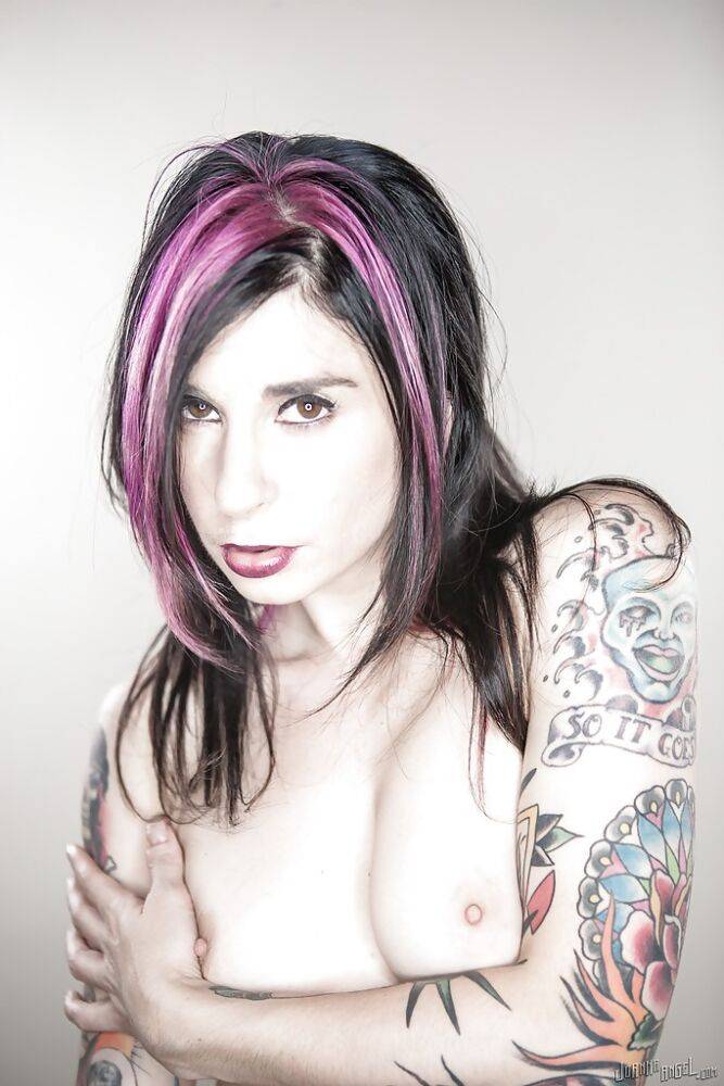 Cute amateur babe Joanna Angel is a cool actress with sexy tattoos - #3