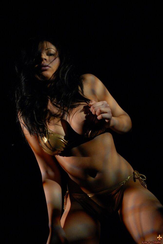 Hot girl Kleo works her body free & clear of a gold bikini during solo action - #13