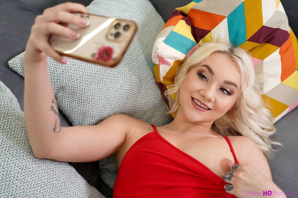 Young blonde Marilyn Sugar takes a selfie before sex with a guy - #1