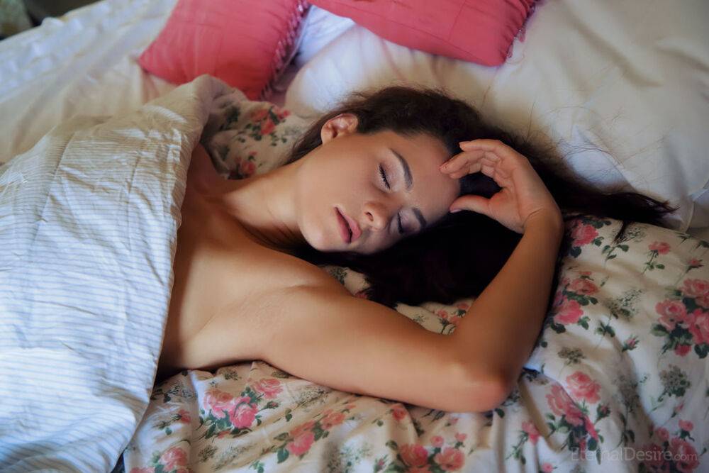 Sleeping teen Mara Blake models totally naked on her bed after waking up - #15