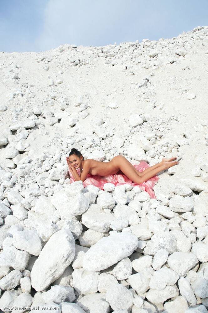 Beautiful young girl Romy models totally naked on white rocks - #4