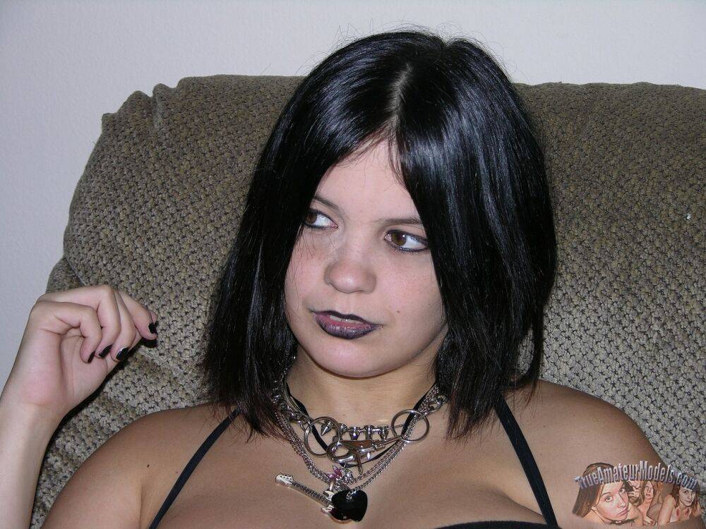 Chubby Goth teen with large tits shows her big ass and bald slit at once - #16