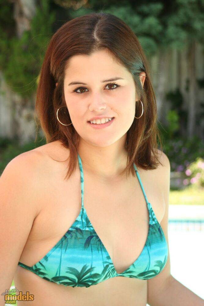 Pretty girl Kendra Kay ditches her bikini before showcasing her tight slit - #13