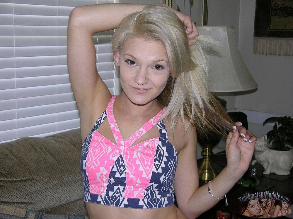 Tiny blonde teen Hope Harper rubs her bald pussy during her nude debut - #10