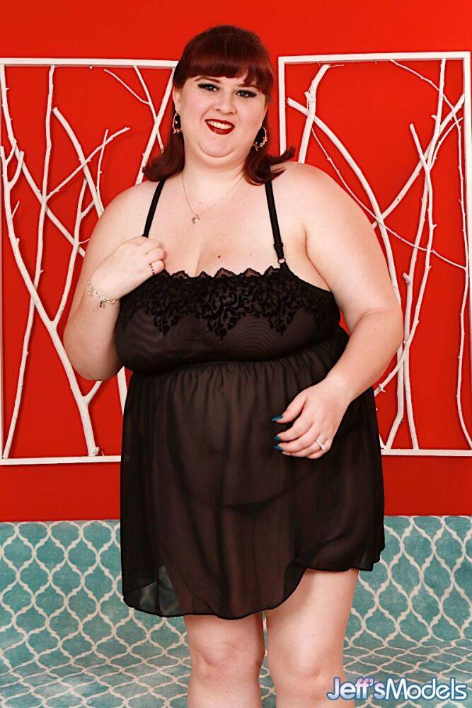 SSBBW Shanelle Savage removes baby doll lingerie to pose naked on a futon - #9