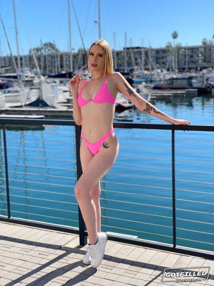 Blonde teen Marilyn Johnson models at a marina before eating ass and fucking - #7