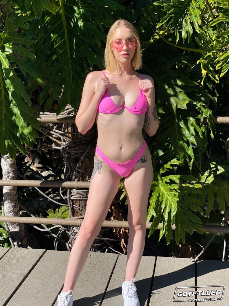 Blonde teen Marilyn Johnson models at a marina before eating ass and fucking - #13