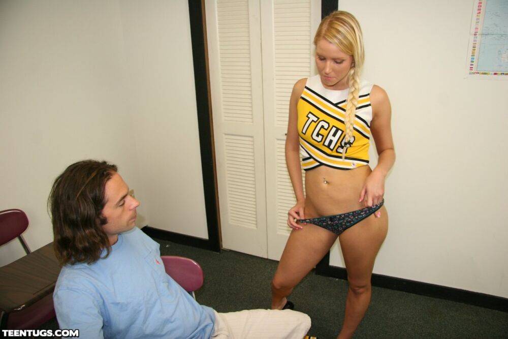 Blonde cheerleader Vanessa Cage flashes tits before jerking off a guy in class - #4