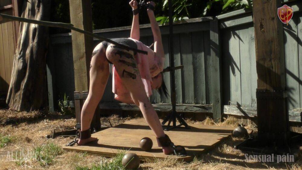 White pain slut Abigail Annalee is put thru her paces during outdoor action - #4