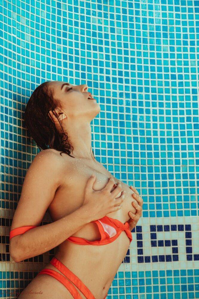 Hayleys Secrets Sophia S Amateur Shower Bikini Babe - #10