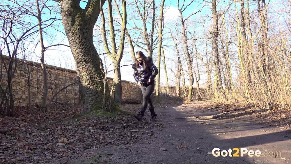 Naomi Benet squats in the woodland to piss - #8