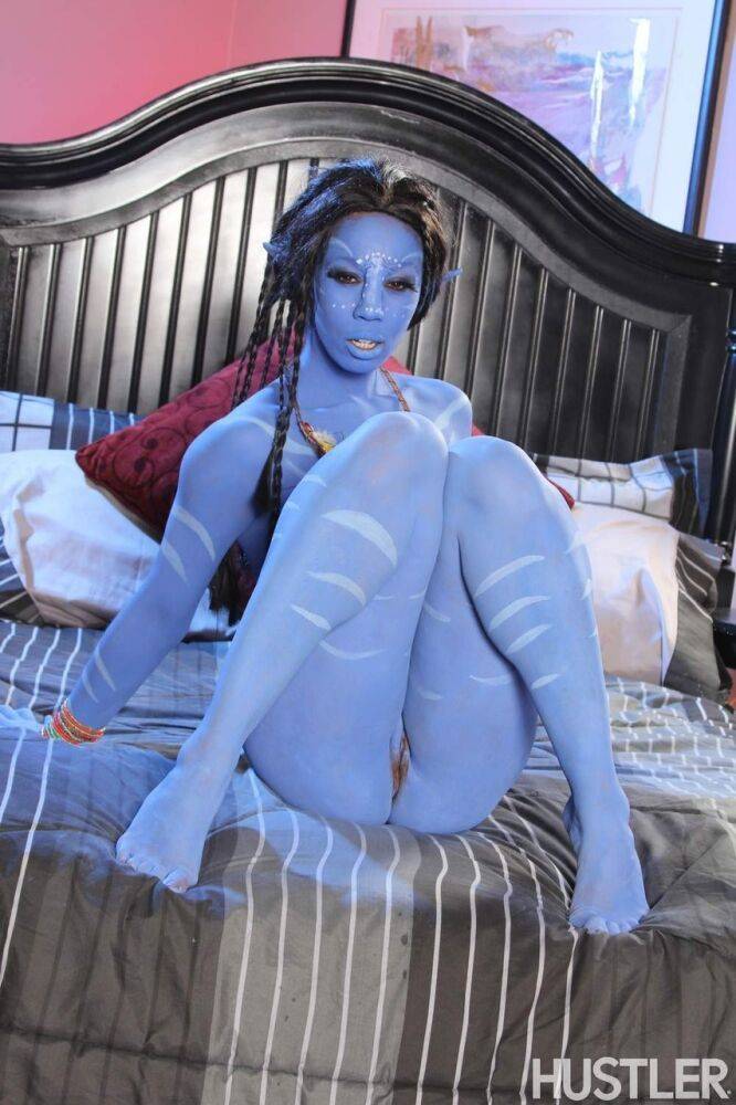 Cosplay beauty Misty Stone takes cock in nothing but blue body paint - #5