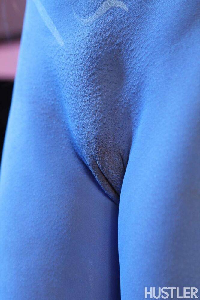 Cosplay beauty Misty Stone takes cock in nothing but blue body paint - #9