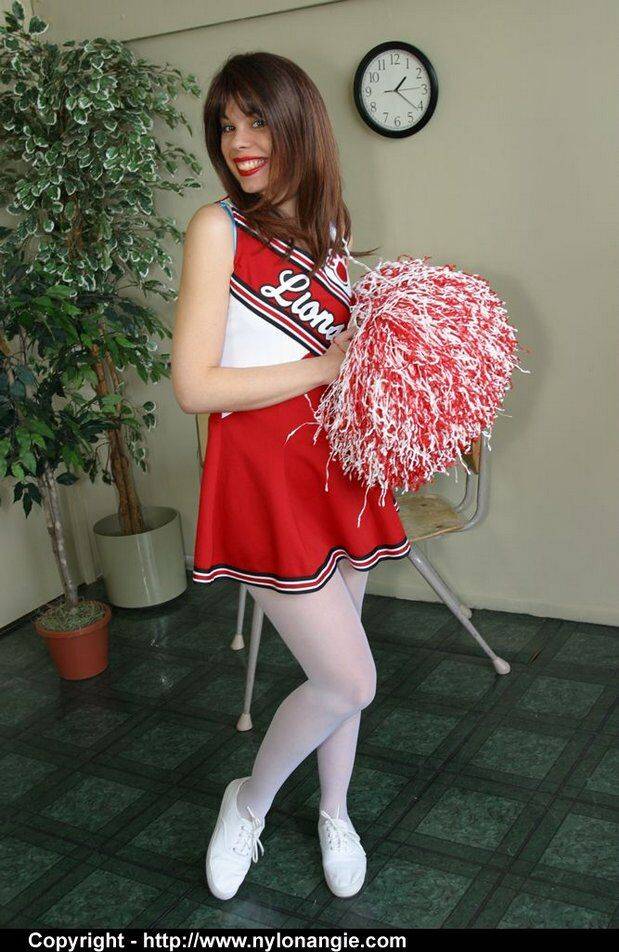 Nylon Angie Cheerleading hottie in pantyhose - #10