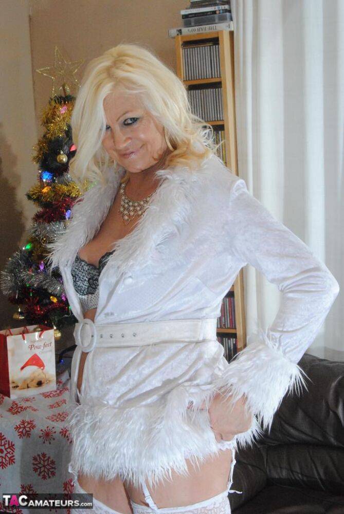 Older amateur Platinum Blonde shows her floppy tits in white panties & hosiery - #6