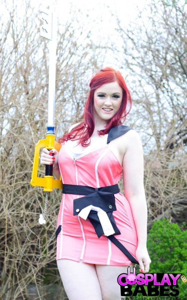 Thick redhead Jaye Rose exposes her tits and twat while attired in cosplay - #6