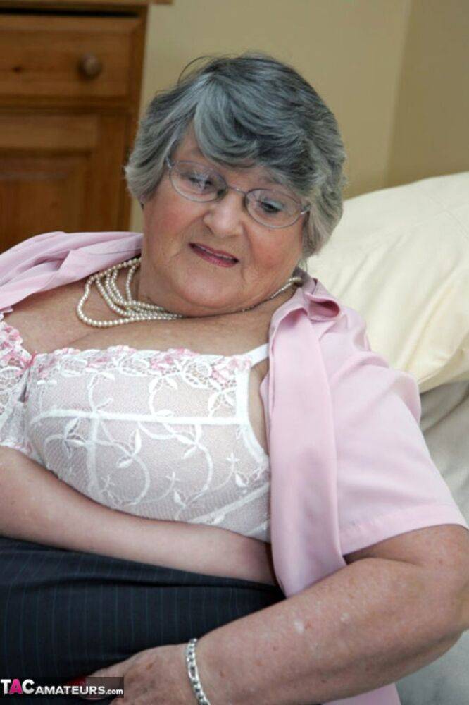 Obese granny Grandma Libby gets completely naked on a leather chesterfield - #9