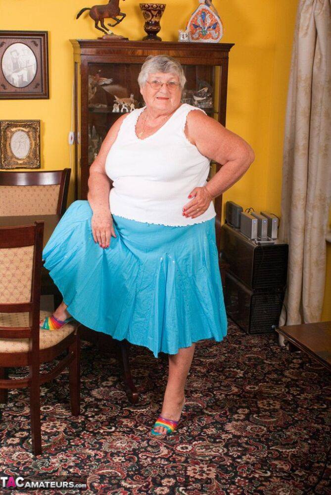 Obese UK lady Grandma Libby completely disrobes on a dining chair - #16