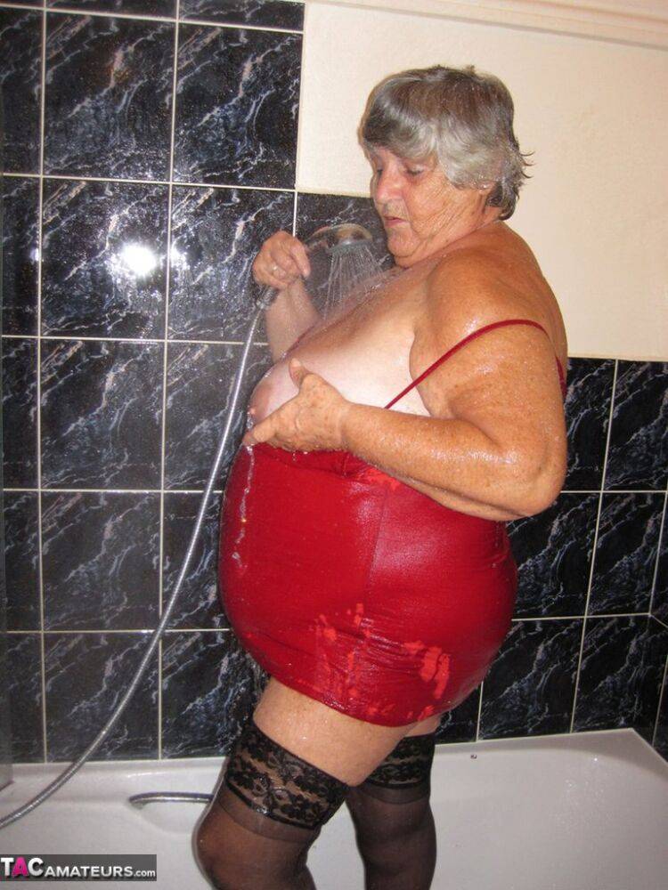 Obese nan Grandma Libby gets naked in stockings while in the shower - #13