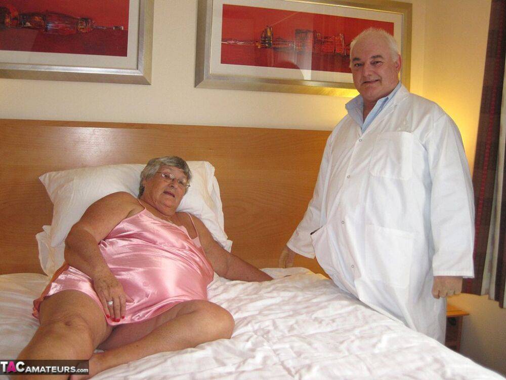 Obese nan Grandma Libby has sexual relations with her old doctor on her bed - #11