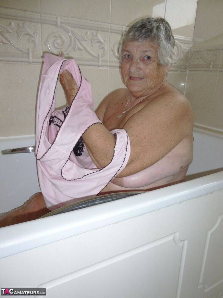 Old British fatty Grandma Libby gets naked while taking a bath - #8