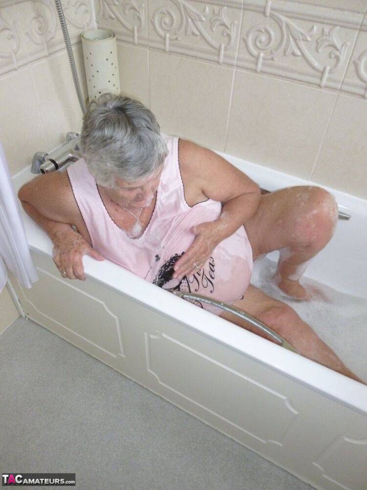 Old British fatty Grandma Libby gets naked while taking a bath - #5