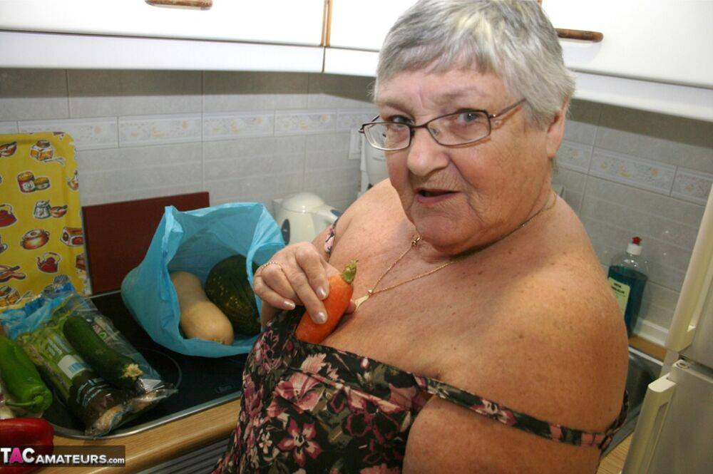 Obese UK nan Grandma Libby gets totally naked while playing with veggies - #12