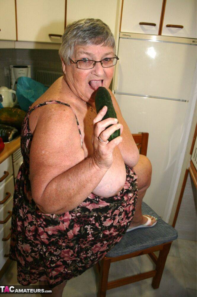 Obese UK nan Grandma Libby gets totally naked while playing with veggies - #4
